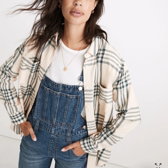 Madewell Oversized Boyfriend Checkered Button Down Shirt in Cream and Green - Picture 4 of 9